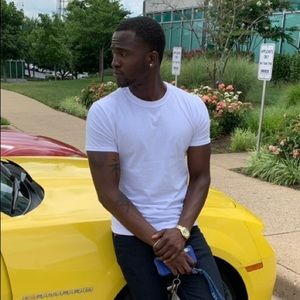 Meet your Posher, Elijah